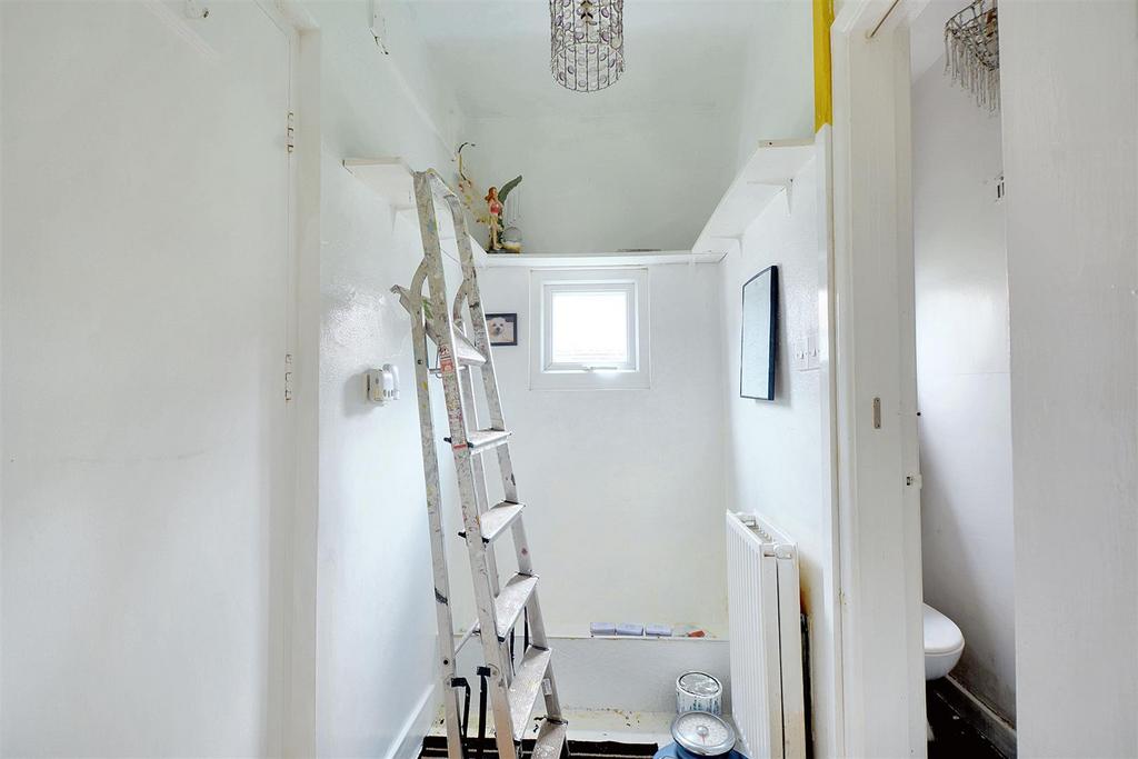 Hallway.jpeg