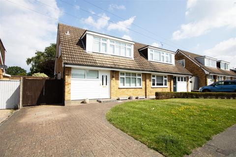 3 bedroom semi-detached house for sale, Scrub Rise, Billericay CM12