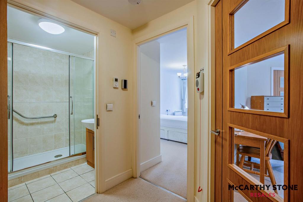 8600557-interior07-800.JPG