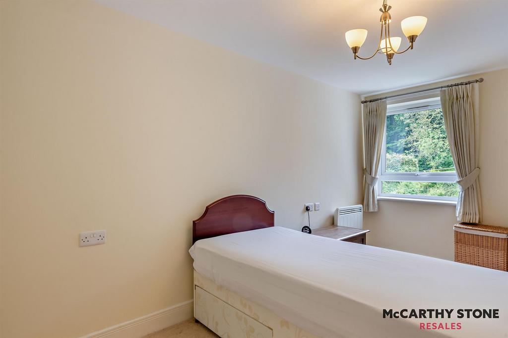 8600557-interior11-800.JPG