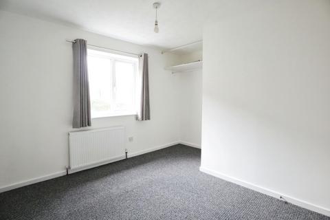 2 bedroom property to rent, Waveley Road, Coventry
