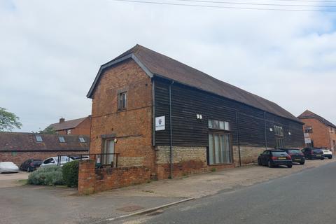 Office to rent, Suite 8, Offerton Barns Business Centre, Offerton Lane, Hindlip, Worcester, Worcestershire, WR3 8SX