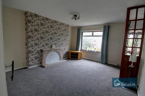 3 bedroom end of terrace house to rent, Orchard Close, Nuneaton