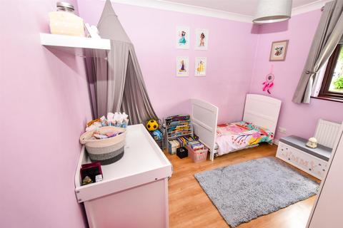 24 Abbotsleigh Road, South Woodham Ferrers, Chelmsford, CM3 5SS