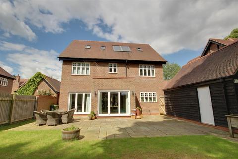 4 bedroom detached house for sale, Holly Garth, North Ferriby HU14