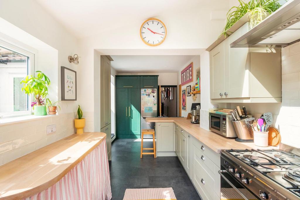 3 A0 GRSV - Kitchen B.jpg