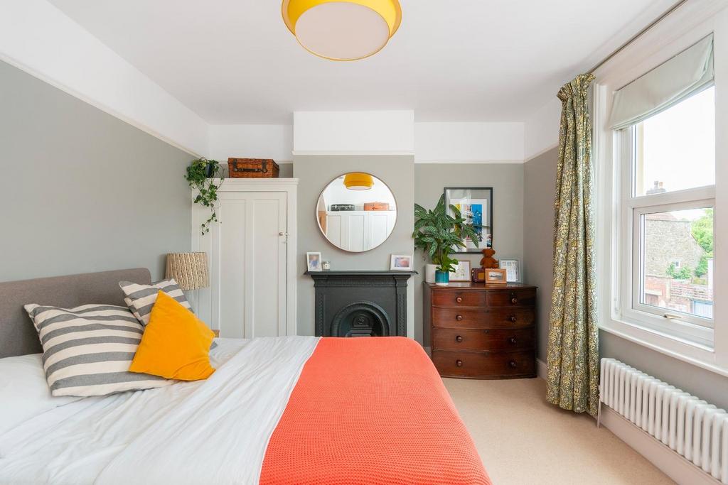 3 A0 GRSV - Bedroom F.jpg
