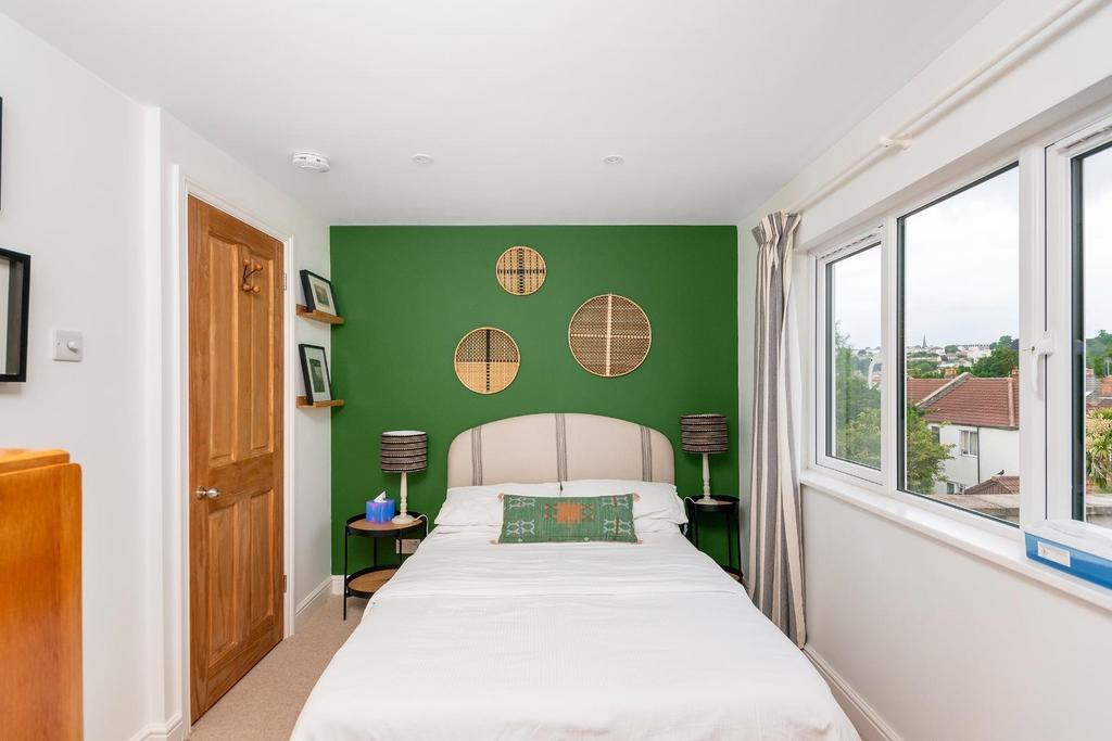 3 A0 GRSV - Bedroom K.jpg