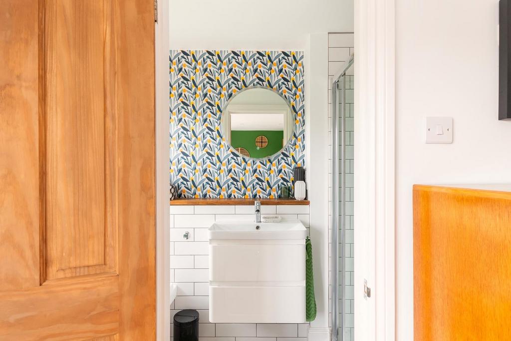 3 A0 GRSV - Ensuite C.jpg