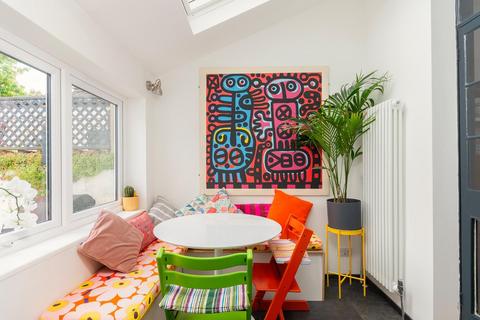 30 Ashton Gate Road, Bristol, BS3 1SZ