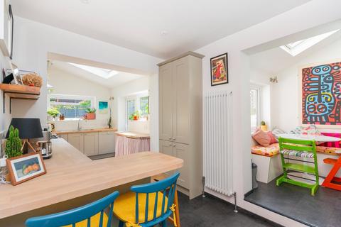 30 Ashton Gate Road, Bristol, BS3 1SZ