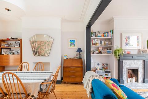 30 Ashton Gate Road, Bristol, BS3 1SZ