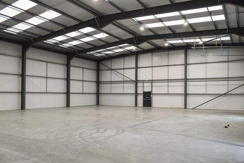 Warehouse to rent, Roebuck Way, Milton Keynes MK5
