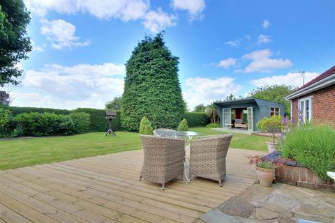 3 bedroom detached bungalow for sale, Hull Bridge Road, Beverley