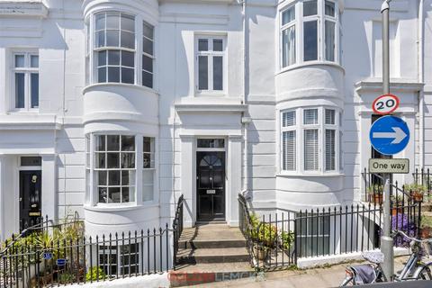 1 bedroom flat for sale, Montpelier Street, Brighton