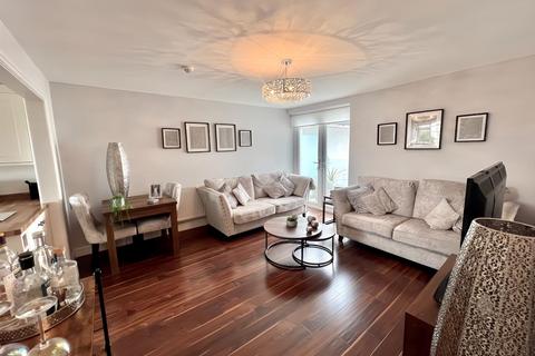 2 bedroom apartment for sale, Beach Road, Newton, Porthcawl, Bridgend County Borough, CF36 5NE