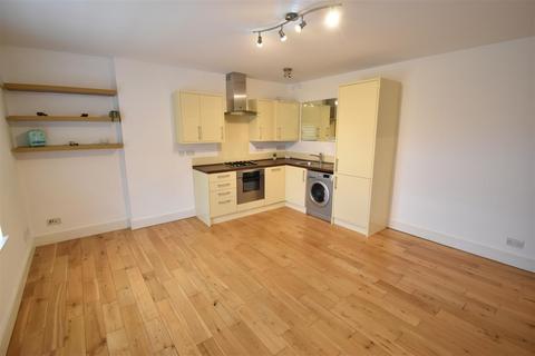1 bedroom apartment to rent, Ewell Road, Surbiton