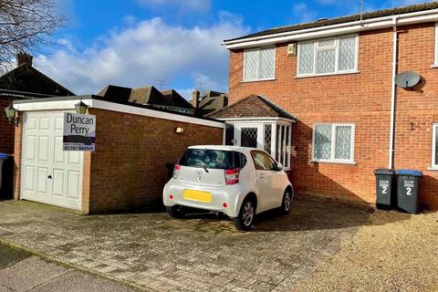 3 bedroom end of terrace house to rent, Booths Close, Welham Green North Mymms Hatfield AL9