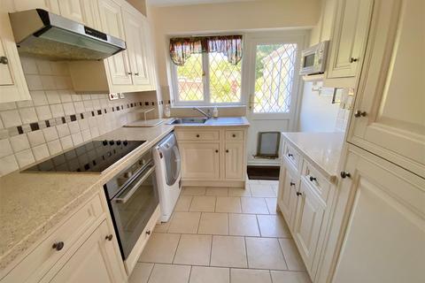 3 bedroom end of terrace house to rent, Booths Close, Welham Green North Mymms Hatfield AL9
