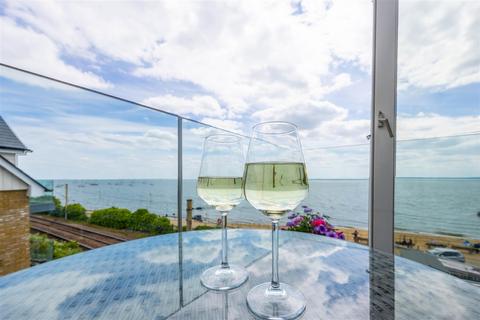 4 bedroom penthouse for sale, BELL SANDS, Leigh-On-Sea