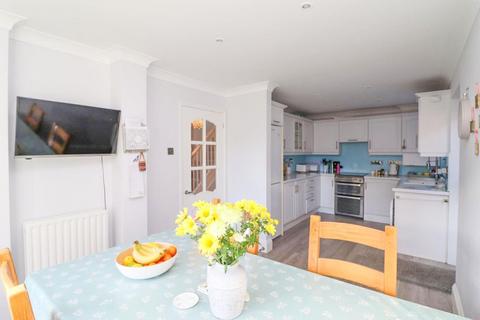 3 bedroom detached house for sale, Kenilworth Road, Fleet GU51