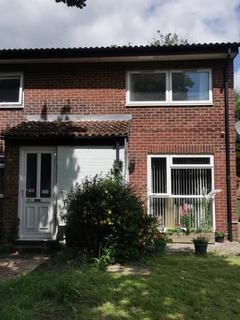 2 bedroom flat to rent, Corsham Road, ReadIng, ReadIng, RG31