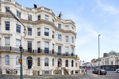 1 bedroom flat for sale, St. Aubyns, Hove, East Sussex, BN3