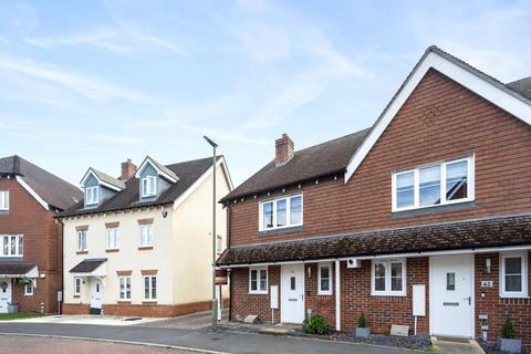 2 bedroom end of terrace house for sale, Horley, Horley RH6