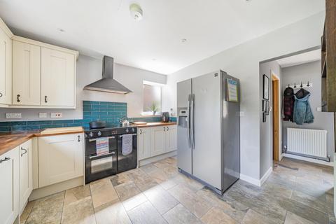 10 Ash Grove, Grantham, NG31 9QE