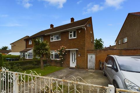3 bedroom semi-detached house for sale, Headley Drive, New Addington, Croydon