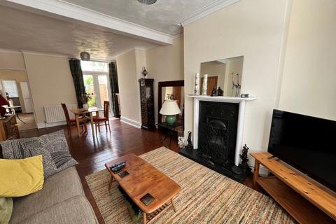 3 bedroom terraced house for sale, Cecil Road, Kingsthorpe, Northampton NN2 6PG