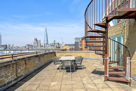 4 bedroom apartment for sale, River View Heights, Bermondsey Wall West, London, SE16