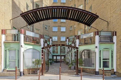 4 bedroom apartment for sale, River View Heights, Bermondsey Wall West, London, SE16
