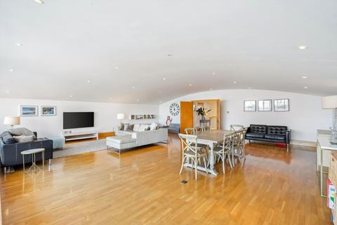 4 bedroom apartment for sale, River View Heights, Bermondsey Wall West, London, SE16