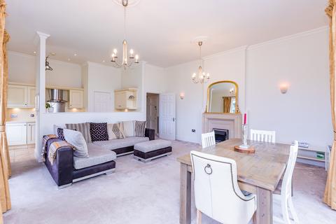 3 bedroom flat for sale, Bristol BS10