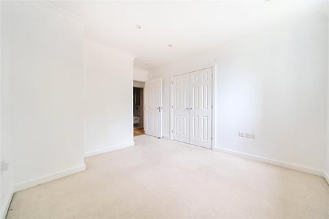 27 Lakeside Drive, Chobham, Woking, GU24 8BD