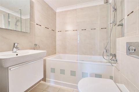 27 Lakeside Drive, Chobham, Woking, GU24 8BD