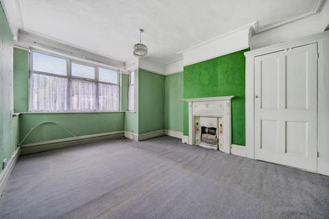 37 Alliance Road, London, SE18 2AW