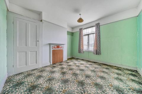 37 Alliance Road, London, SE18 2AW