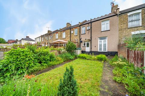 37 Alliance Road, London, SE18 2AW