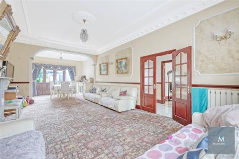 5 bedroom terraced house for sale, Windsor Road, London E7