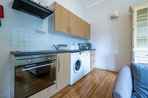 1 bedroom apartment to rent, Holland Road, W14