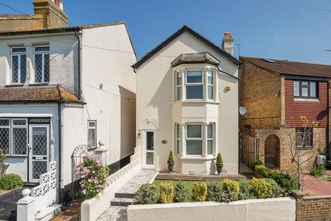 144 Shirehall Road, Dartford, DA2 7SN