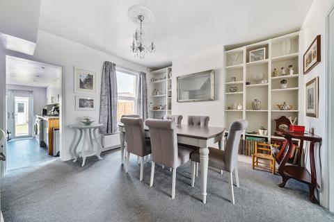 144 Shirehall Road, Dartford, DA2 7SN