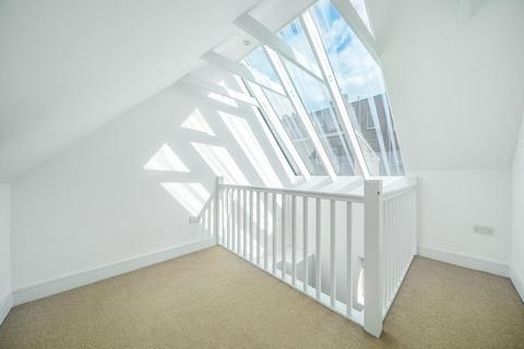 3a Gleneagle Mews, London, SW16 6AE