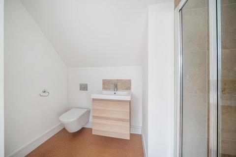 3a Gleneagle Mews, London, SW16 6AE