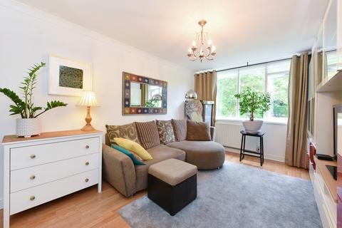 127 Condell Road, London, SW8 4HS