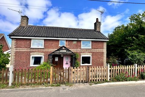 3 bedroom semi-detached house for sale, Church Road, Stowupland, Stowmarket, IP14