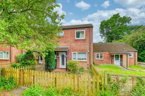 3 bedroom terraced house for sale, Patch Lane, Oakenshaw, Redditch B98 7XE