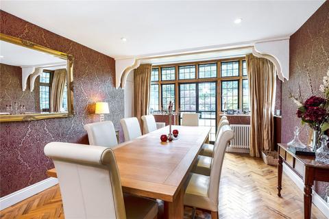 Juniper Hill Clock Barn Lane, Godalming, GU8 4AZ